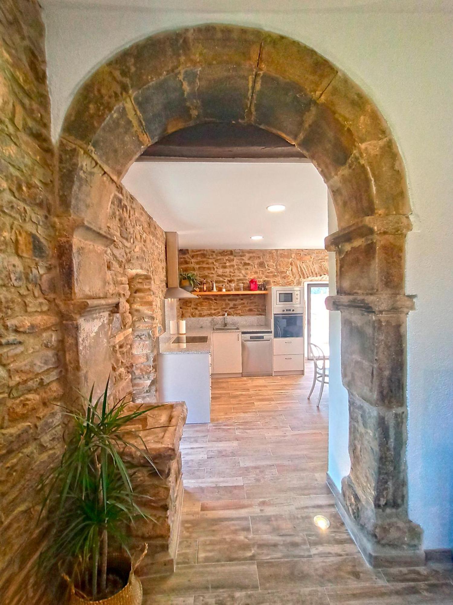 La Torre Del Vilar Santa Eulalia de Ríuprimer Екстериор снимка
