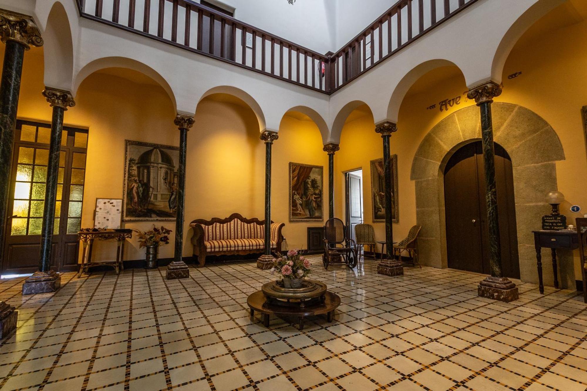La Torre Del Vilar Santa Eulalia de Ríuprimer Екстериор снимка