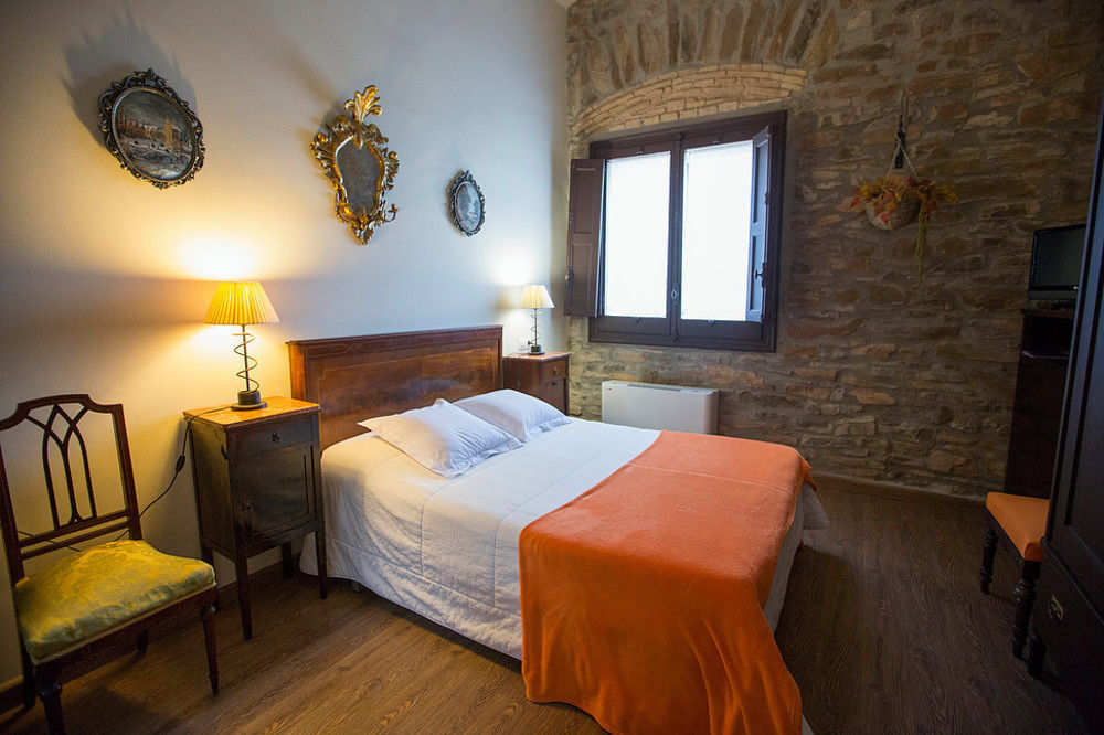 La Torre Del Vilar Santa Eulalia de Ríuprimer Екстериор снимка